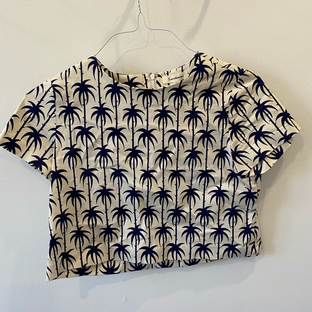 Crop top in woven fabric with palm tree print